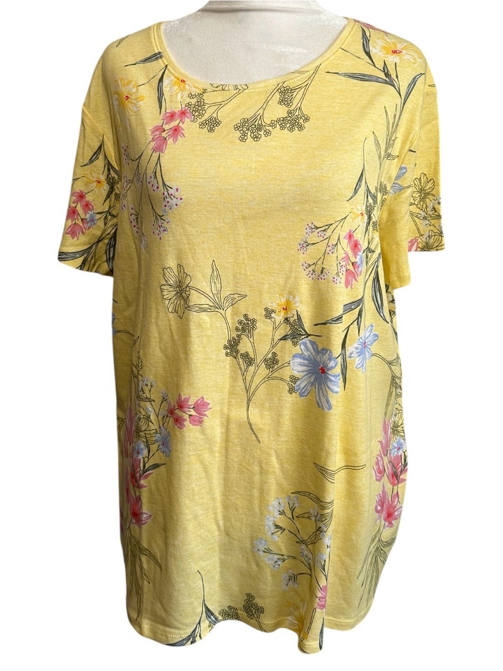 croft & barrow Yellow Floral Short Sleeve To size XL